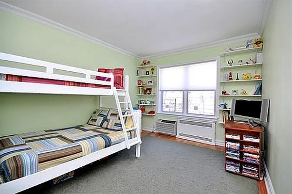 Sold by Citi Habitats | media 8
