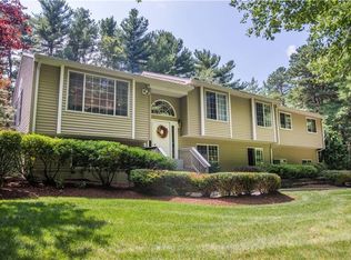 12 Ayoho Rd, Coventry, RI 02816