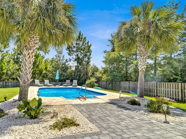 3325 Nautical Dr, Southport, FL 32409