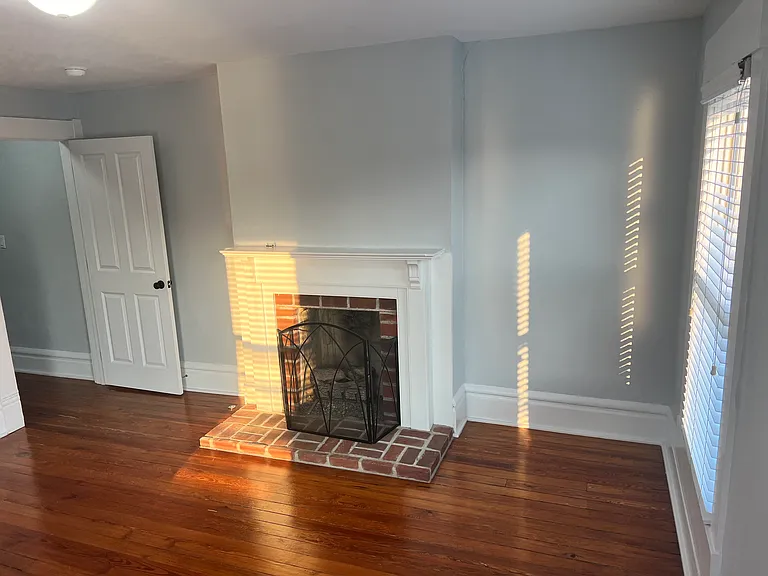 143 E 4th Ave #143 — Photo 13