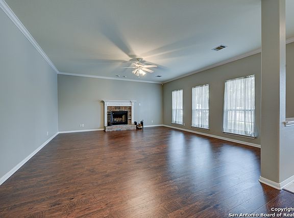 3rd image of 8207 Olde Village Dr