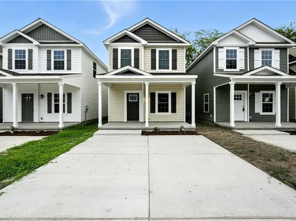 2705 Chicago Ave, Portsmouth, VA 23704