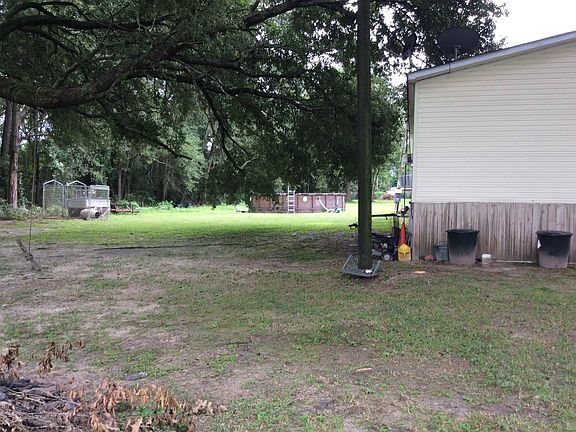 3rd image of 1102 Charlsie Ave