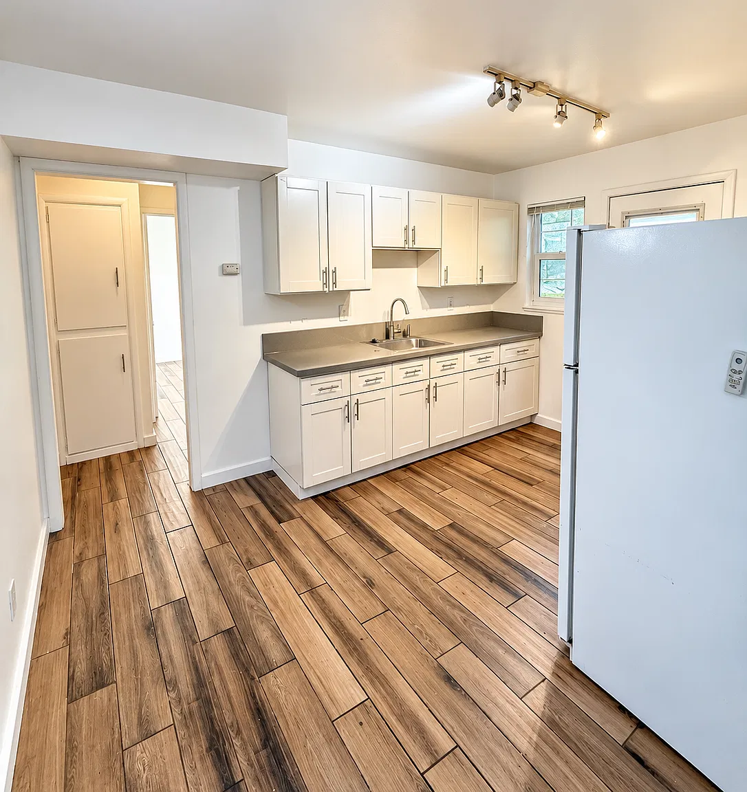 1 bed, 550 sqft, $1,395 — Photo 3