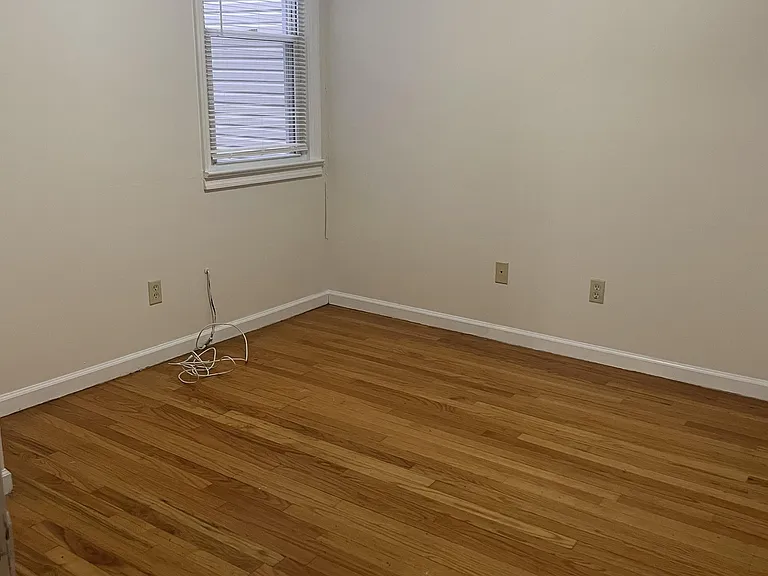 18 Grant Ave #2 — Photo 10