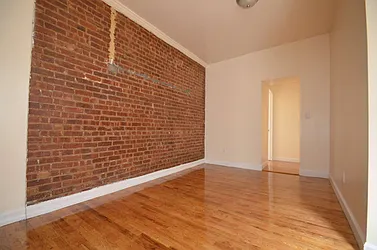 Rented by CITY SKYLINE REALTY INC