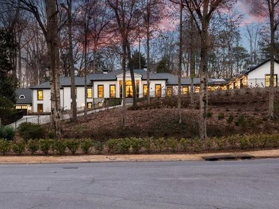 3565 Haddon Hall Rd NW, Atlanta, GA, 30327