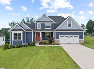 222 Montview Cir, Greenville, SC 29617