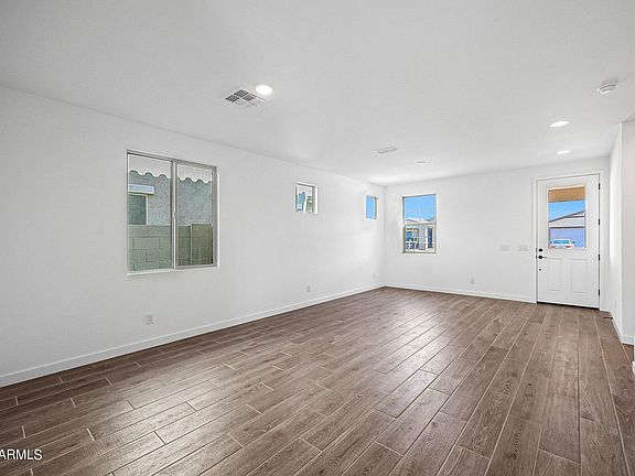 5th image of 17322 W Alexandria Way