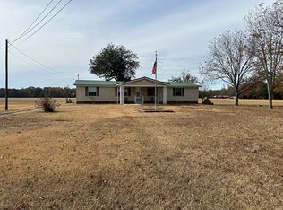 2041 Gunshoot Rd, Steens, MS 39766