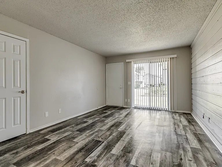 Riverpark - Living Room