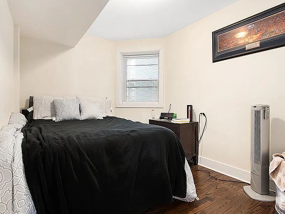 4th image of 1716 N Campbell Ave #G