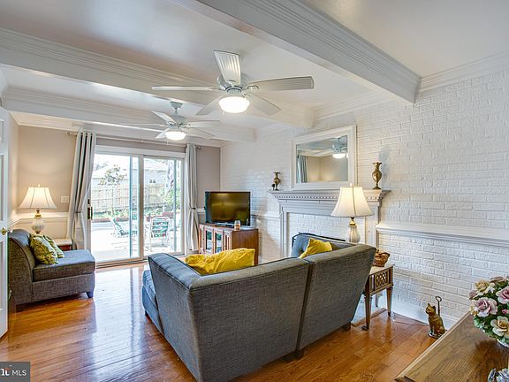 4th image of 4 Walter Cir
