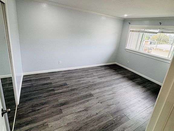 4th image of 328 Torino Dr APT 3
