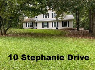 10 Stephanie Dr, Newnan, GA 30265