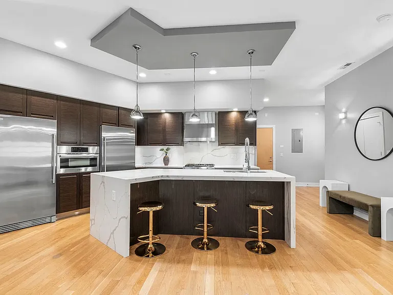 652 N Morgan St #202 — Photo 7