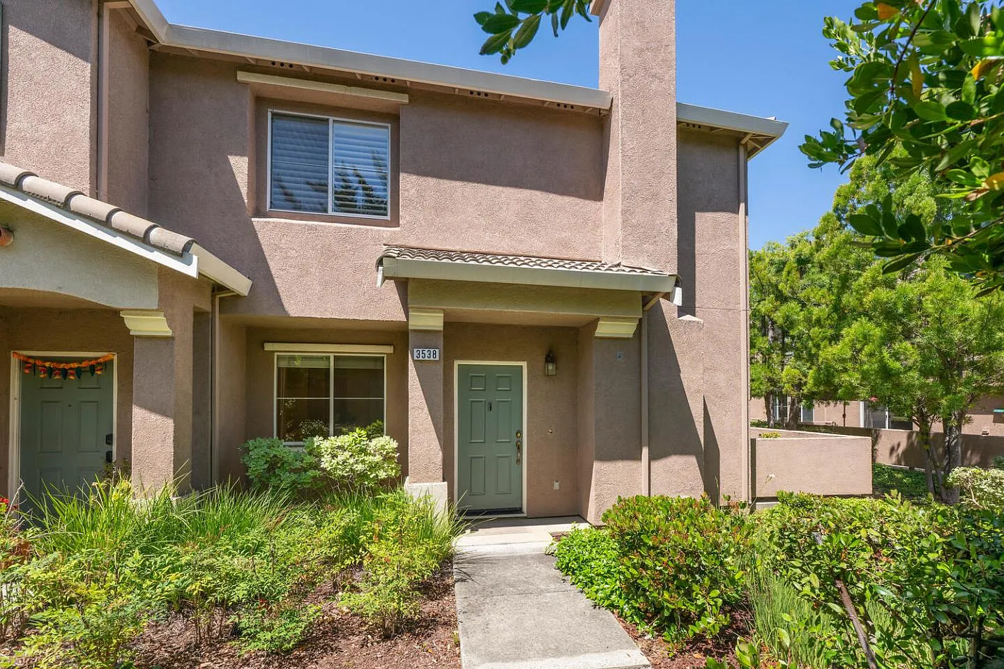 3538 Jasmine Cir photo 1