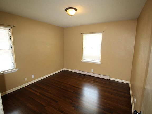 Bedroom #1