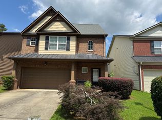 3700 Lakeside Walk Dr, Lilburn, GA 30047