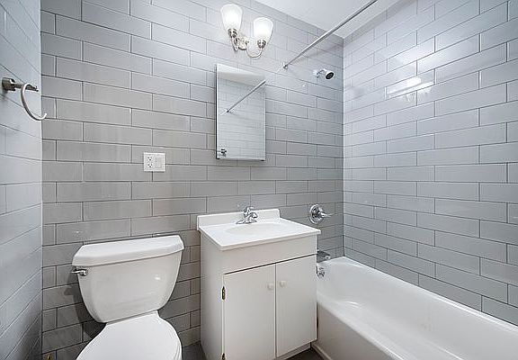 5th image of 24 Mott St #9