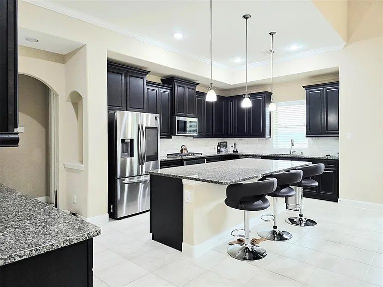 21914 Avalon Queen Dr — Photo 13