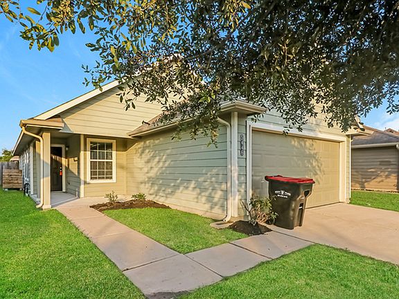 3rd image of 5446 Latta Plantation Dr