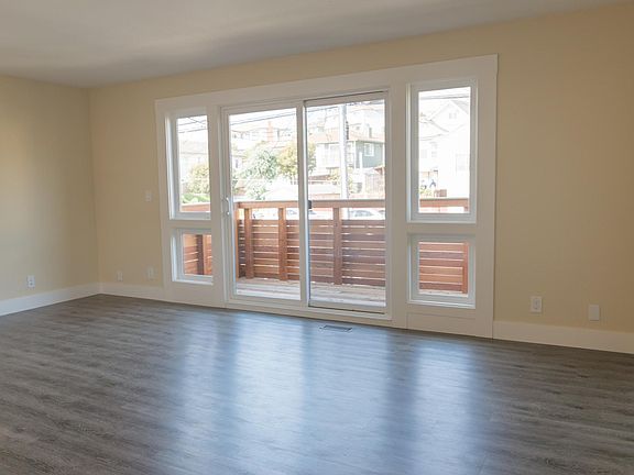 4th image of 728 Hawthorne Pl
