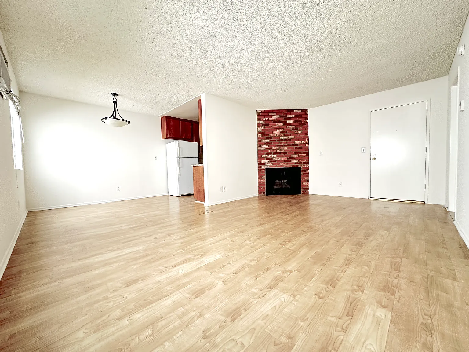1 bed, 700 sqft, $2,195 — Photo 4