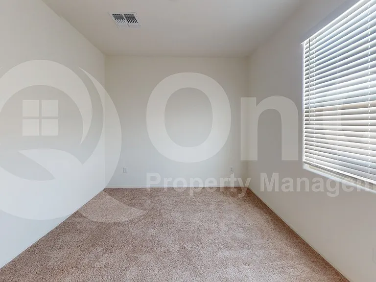 8840 E Raven Hill Way — Photo 16