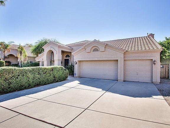 2nd image of 5841 W Robinson Way