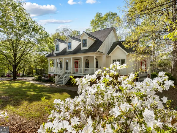7471 Mason Falls Dr, Winston, GA 30187
