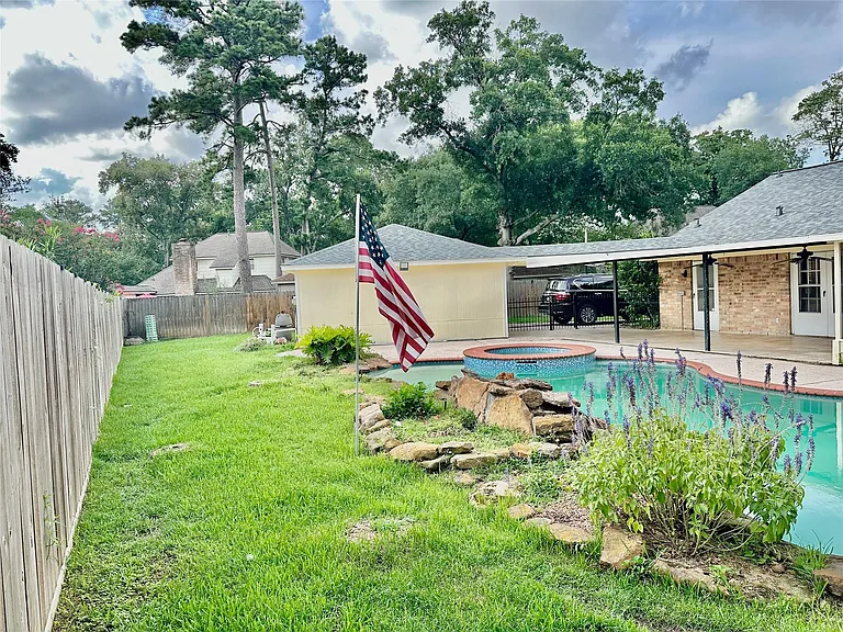 19611 Enchanted Spring Dr — Photo 34