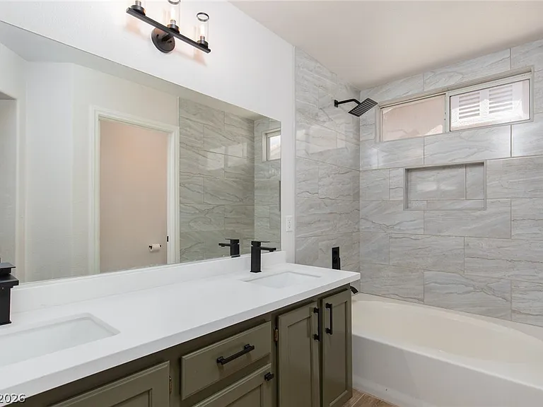 327 Perry Ellis Dr — Photo 12