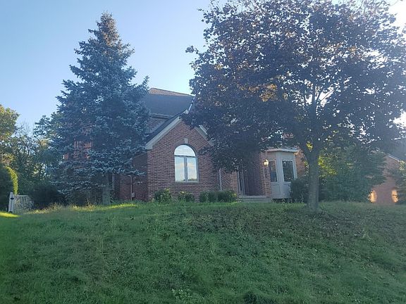 3rd image of 108 Oakhaven Dr