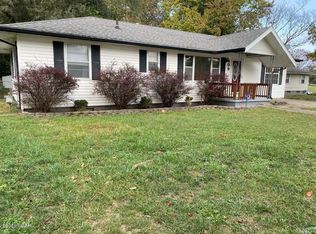 409 N Spring St, Nevada, MO 64772