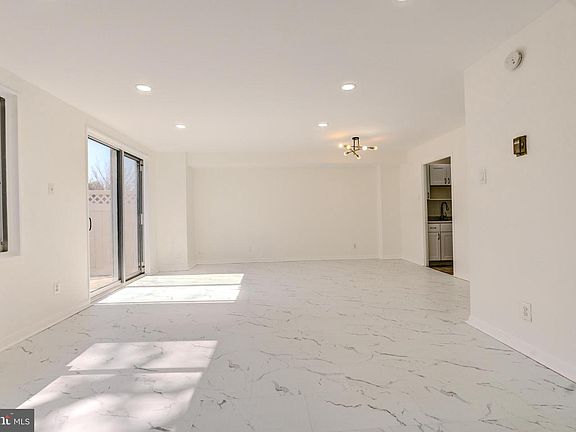 5th image of 1900 Lyttonsville Rd APT 110