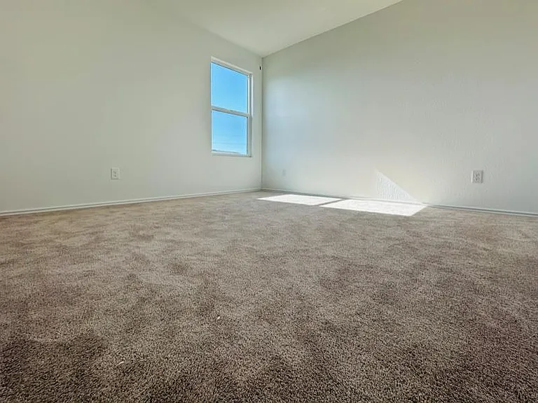 852 Rancho Del Cielo Loop — Photo 9