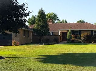 1381 Waverly Dr, Warren, OH 44483