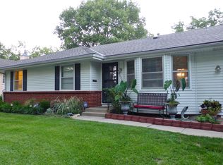 10020 Tracy Ave, Kansas City, MO 64131