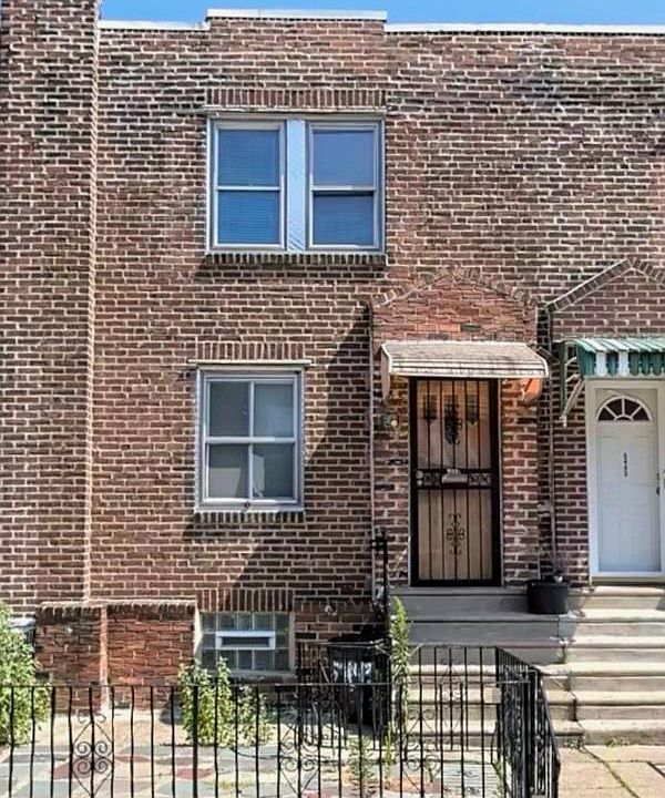 1st image of 5445 Marsden St