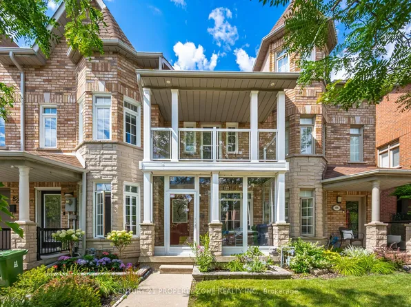 86 Rory Rd, Toronto, ON M6L 3G1