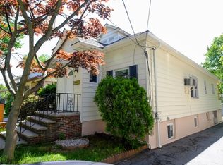 34 Van Ness Ter, Maplewood, NJ 07040