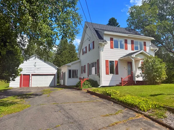5 Maple Street, Fort Kent, ME 04743