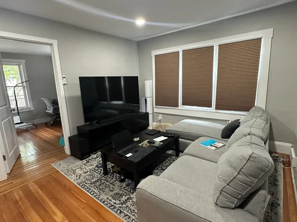 26 Hamilton St #1, Medford, MA 02155