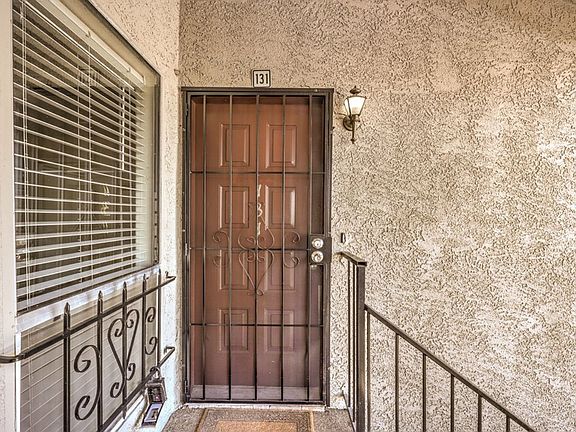 3rd image of 2961 Country Manor Ln APT 131
