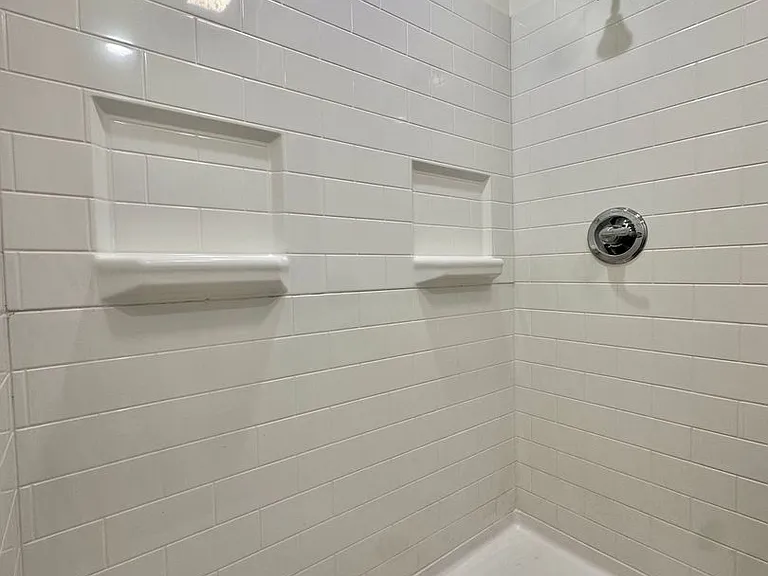 1640D Beacon St — Photo 16