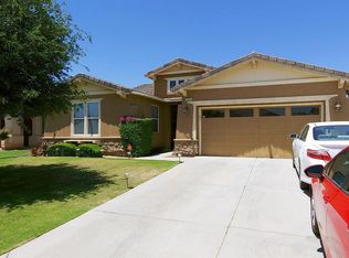 10220 Onyx Peak Ln, Bakersfield, CA 93311