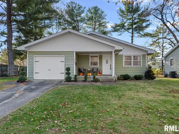 2204 Westview Dr, Springfield, IL 62704