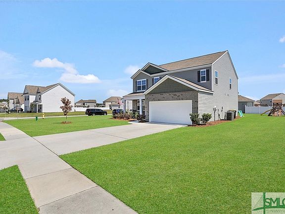 2nd image of 201 Bushwood Drive