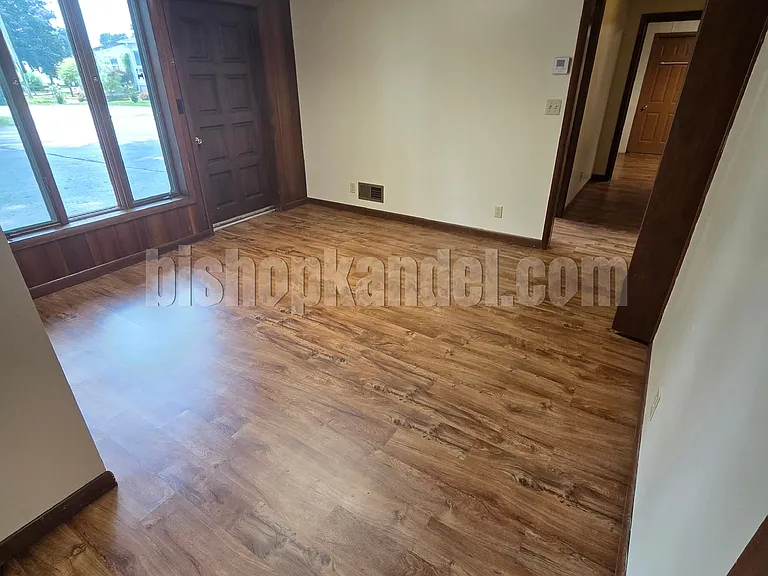 1000 Crystal Ave #1000 — Photo 4